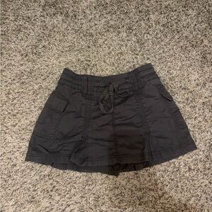 NWOT Hollister Mid Rise Cargo Mini Skort